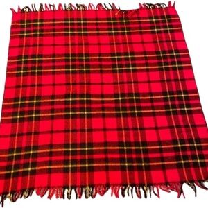 Faribo Woolen Mill Co vintage Red and Black Plaid blanket